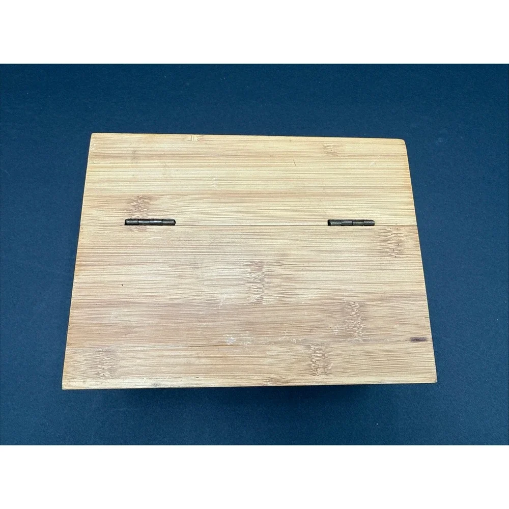 Wooden‎ Recipe Box w/ Hinged Lid 7x5x3 Blank Cards Dividers